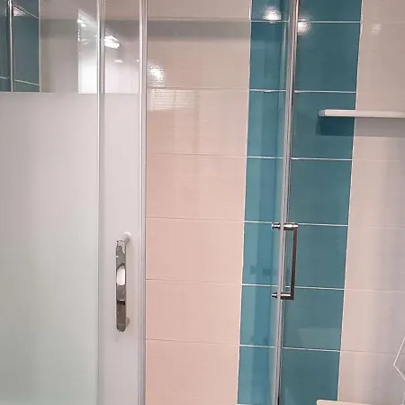 아파트 T2 Climatise, Piscine, Parking, A 30m De La Mer, Pour 5 Pers, Terrasse Orientee Sud - Fr-1-607-100